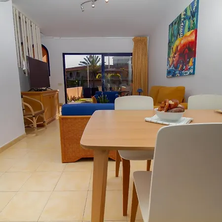 Duplex With Free Wifi And Private Garden